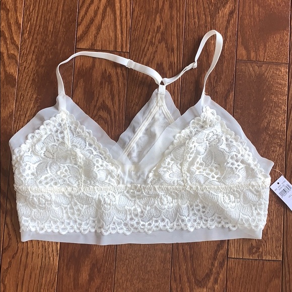 aerie Other - NWT Aerie Cream Lace Crochet Bralette